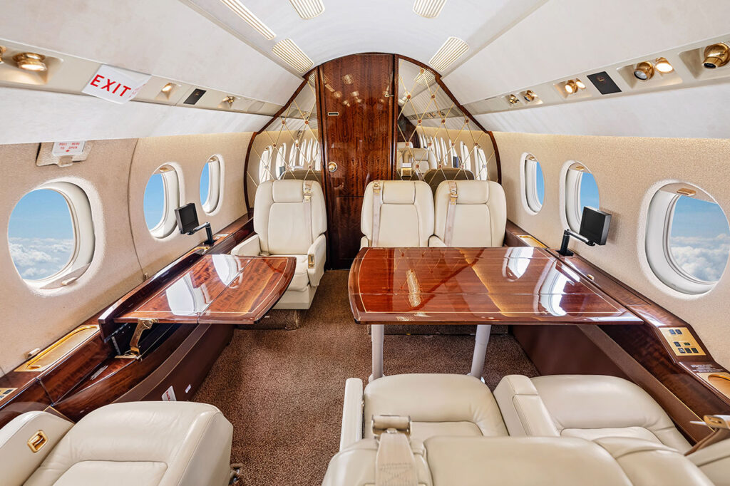 N220DF-interior-1